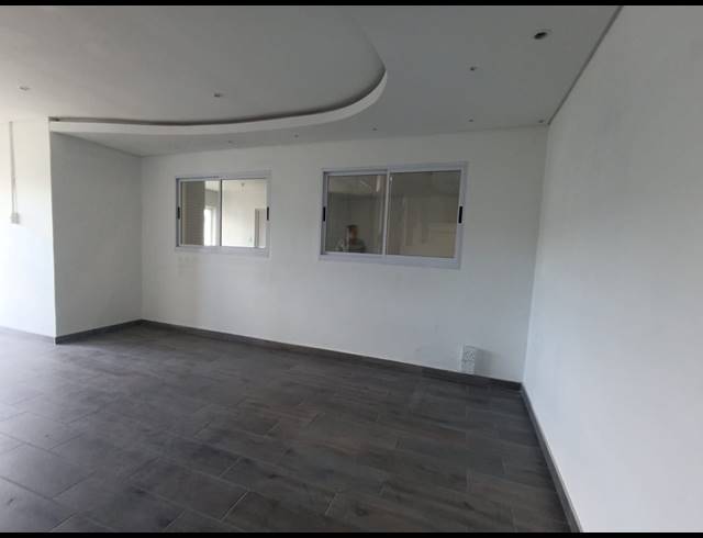 2,875M² WAREHOUSE TO LET IN NEW GERMANY